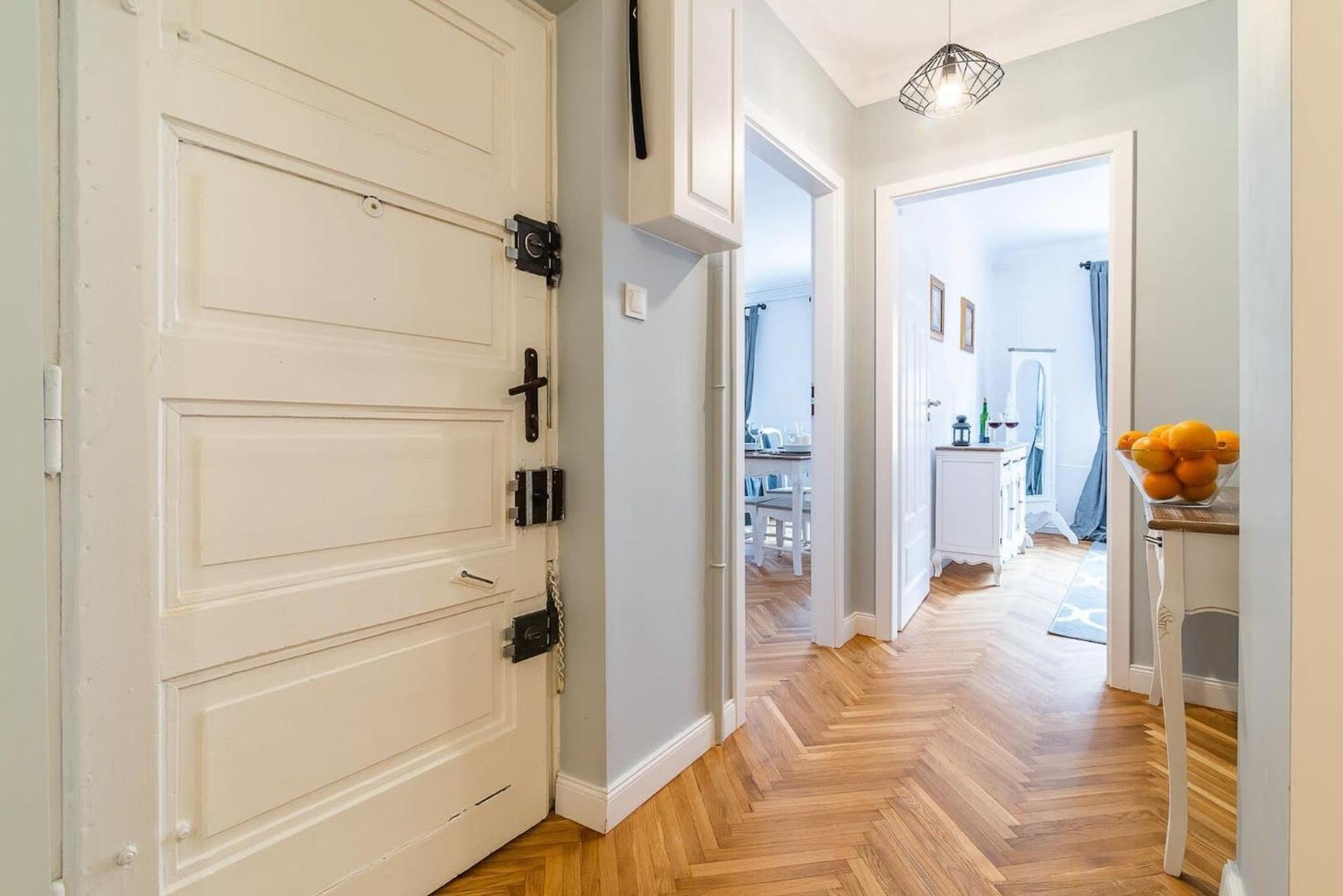 Apartment Senatorska 7 By Renters